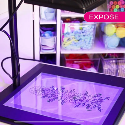 Expose under UV Lamp